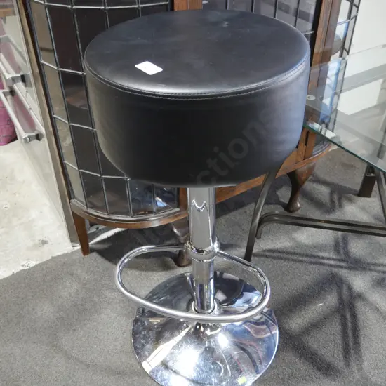 Barstool