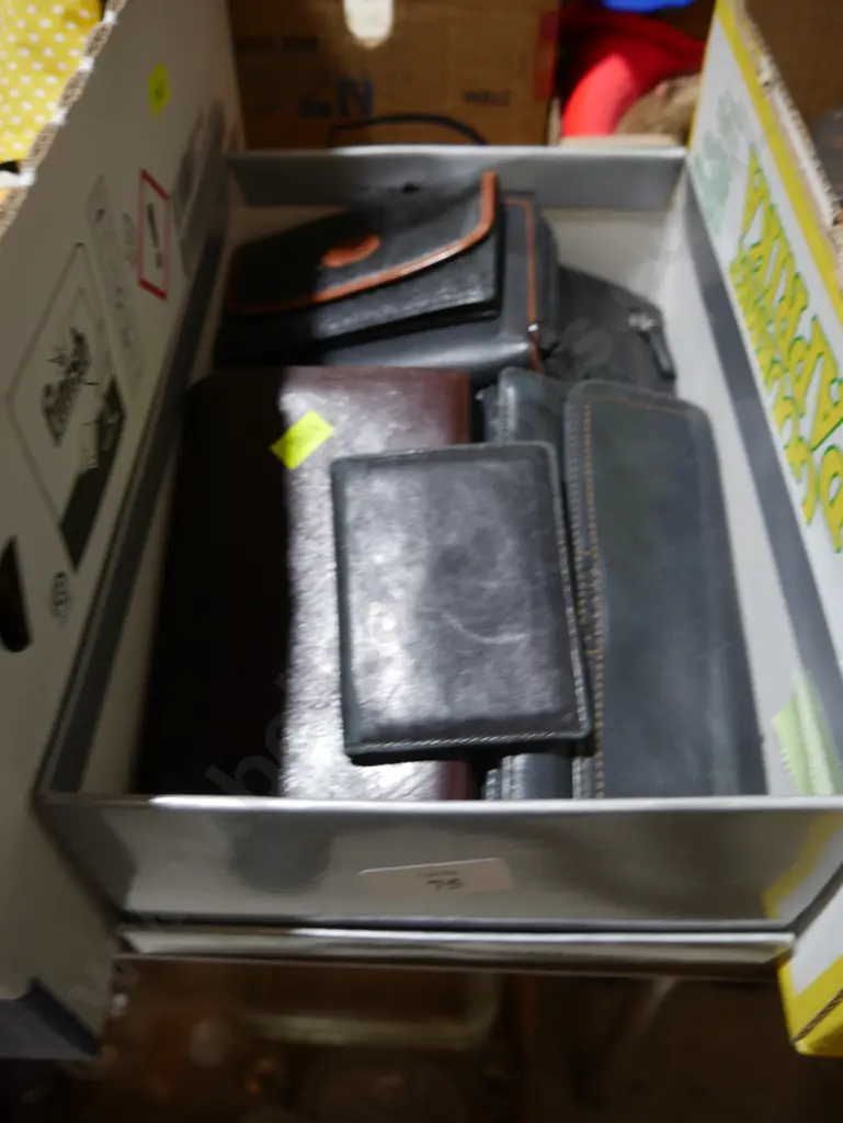 Wallets Image 1++