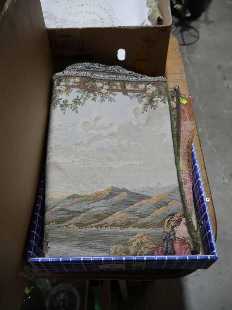 Tapestry wall hanging Image 1++
