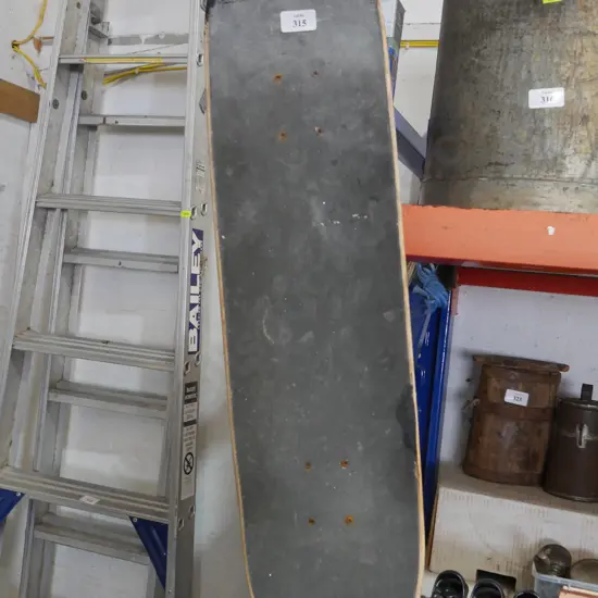 Skateboard