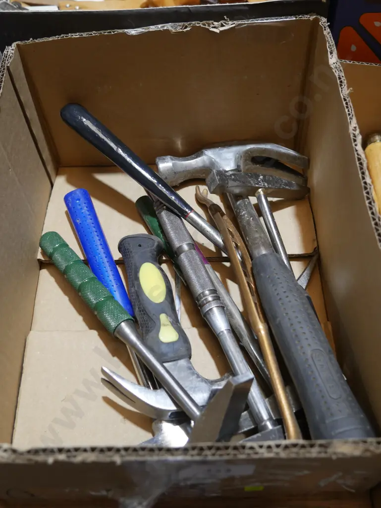 Hammers Image 1++