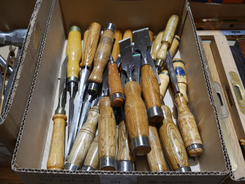 Chisels Image 1++