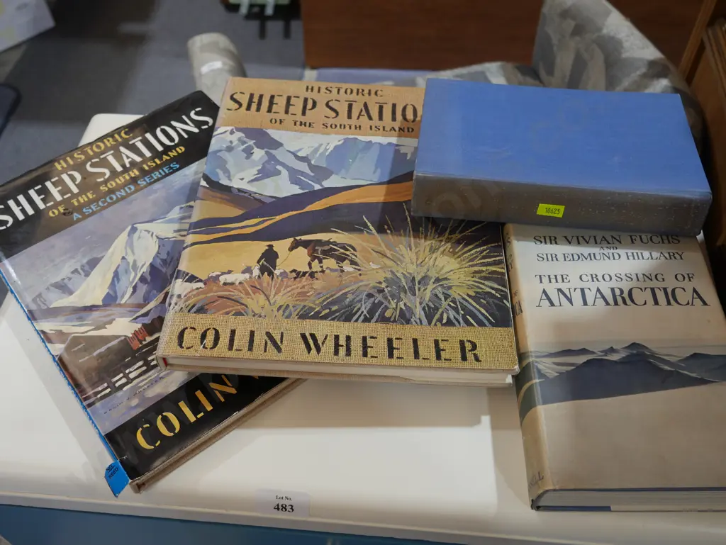 Books Image 1++