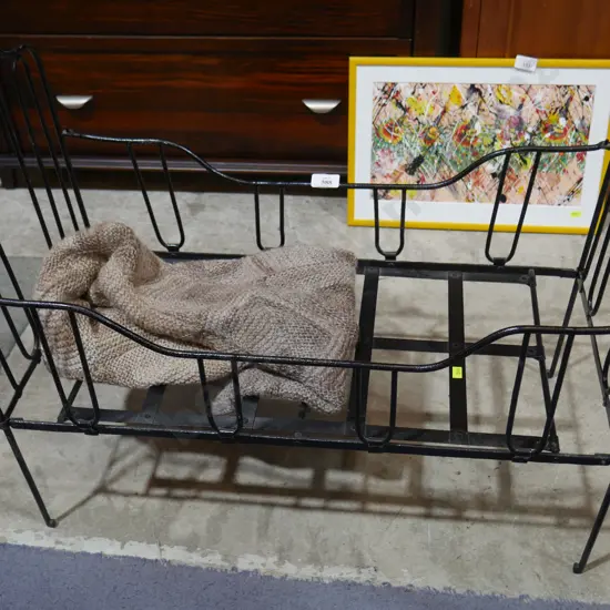 Metal cot