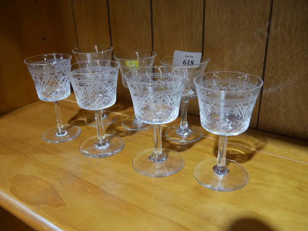 7 stemmed glasses Image 1++
