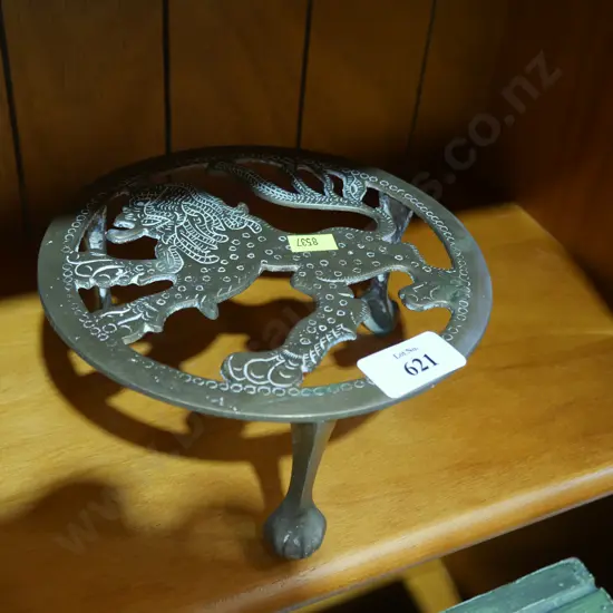 Metal stand