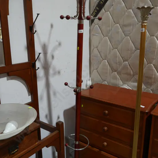Coat hanger stand