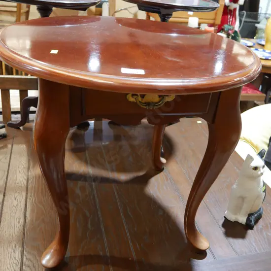 Wine table
