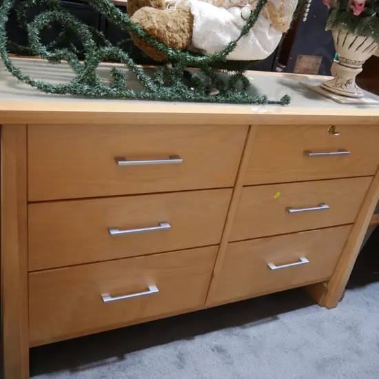 Sideboard