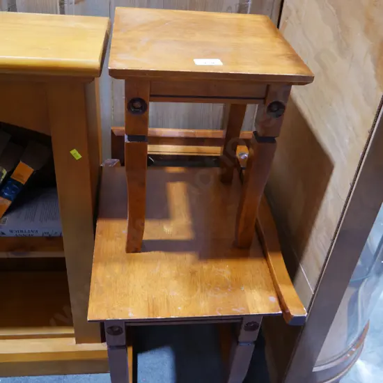 Nest  of tables