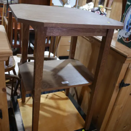 Occasional table