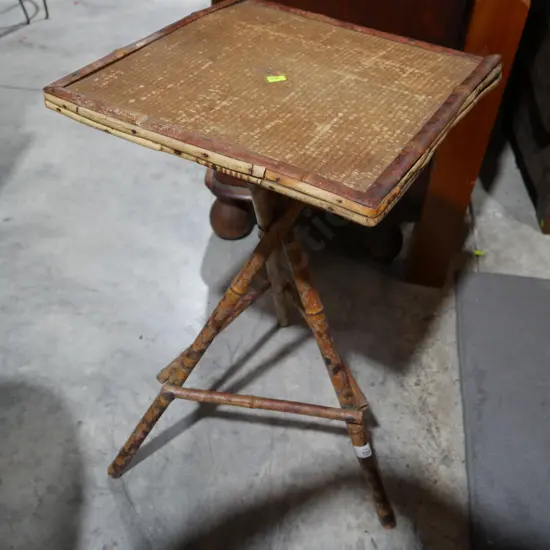 Plant table