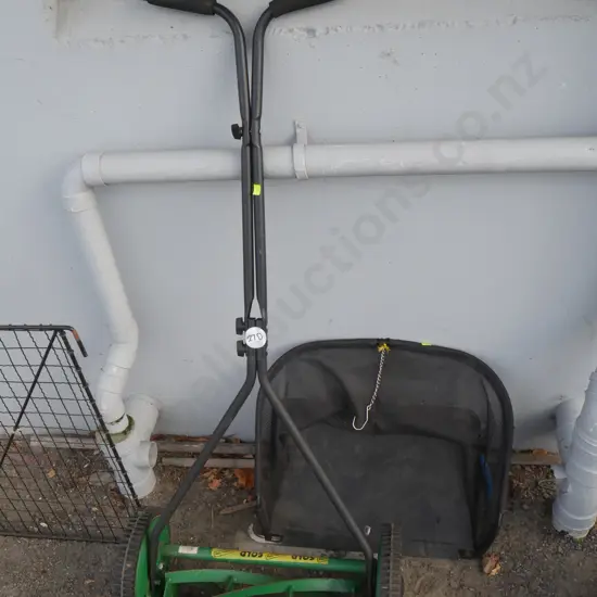 Push reel mower