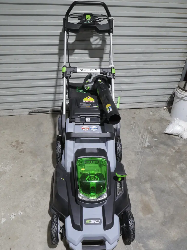 Ego battery lawnmower and leaf blower Image 1++