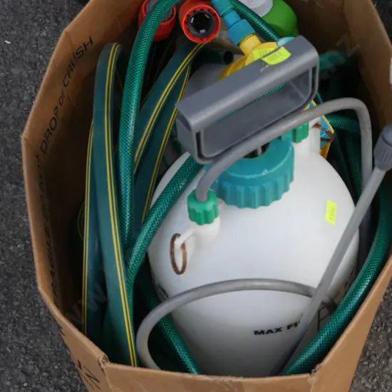 Garden sprayers