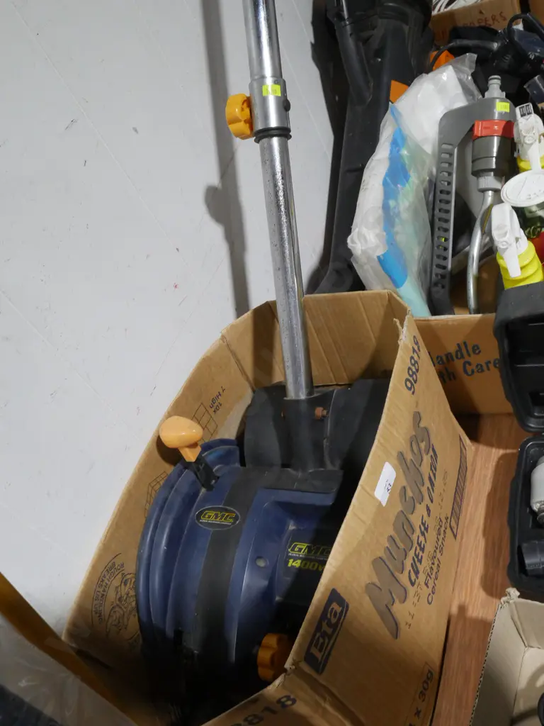 GMC lawn edger Image 1++