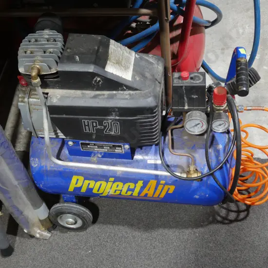 Air compressor