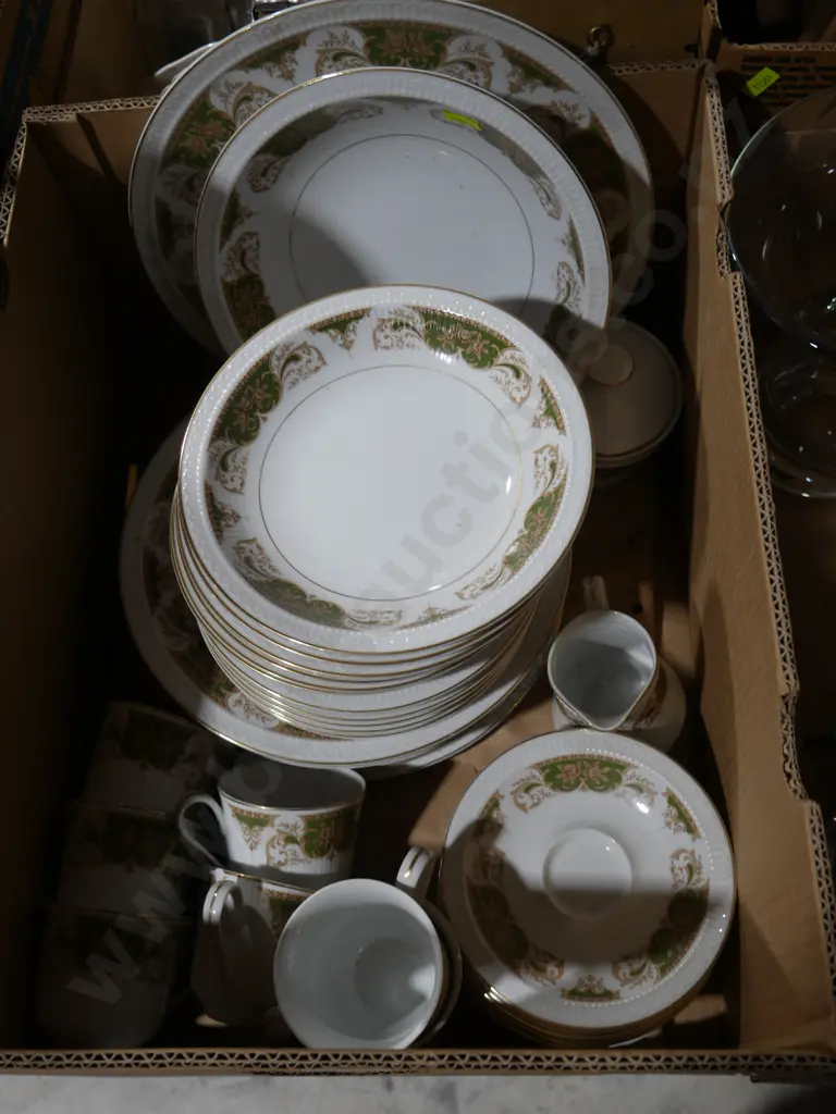 Mikasa dinner set Image 1++