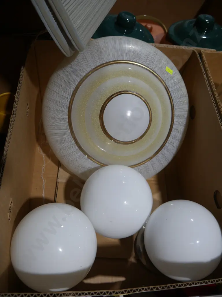 Glass light shades Image 1++
