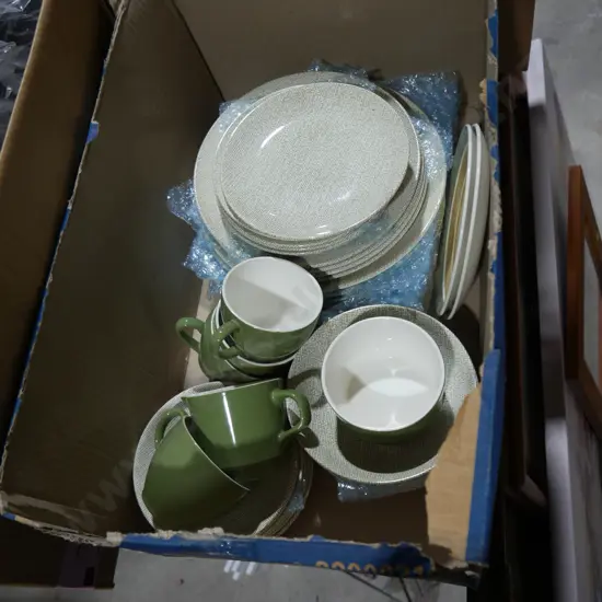 Crown Lynn Aztec dinnerware etc