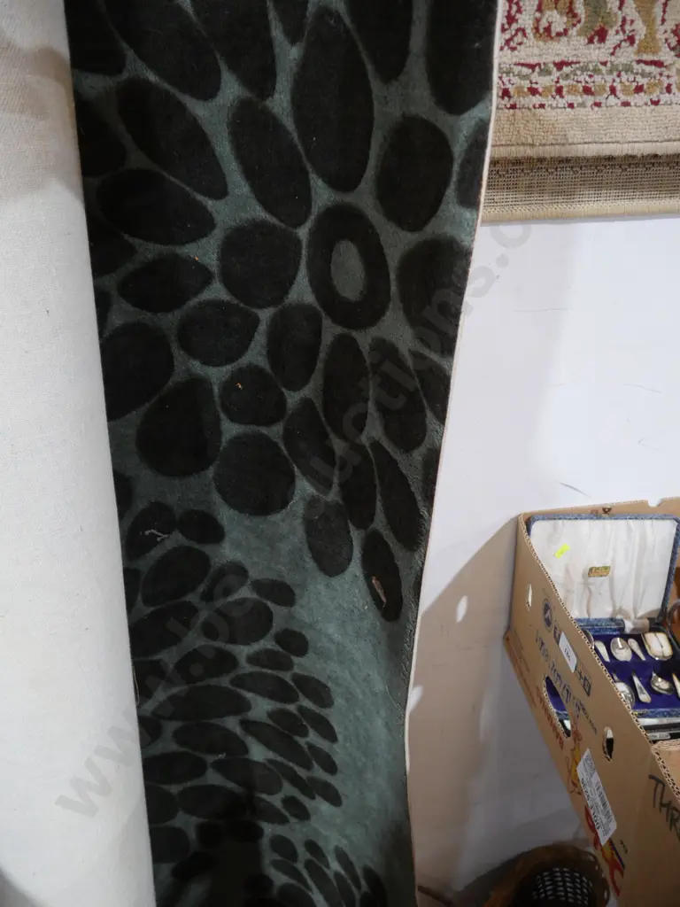 Floor rug Image 1++
