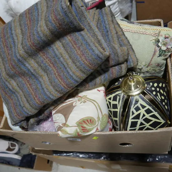 Lamps, cushions etc