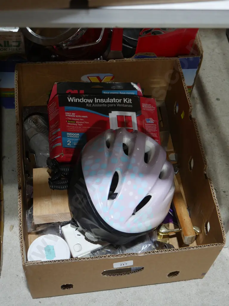 Workshop sundries and helmet Image 1++