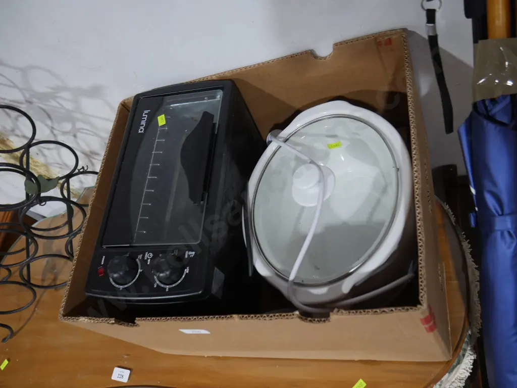 Slow cooker and mini oven Image 1++
