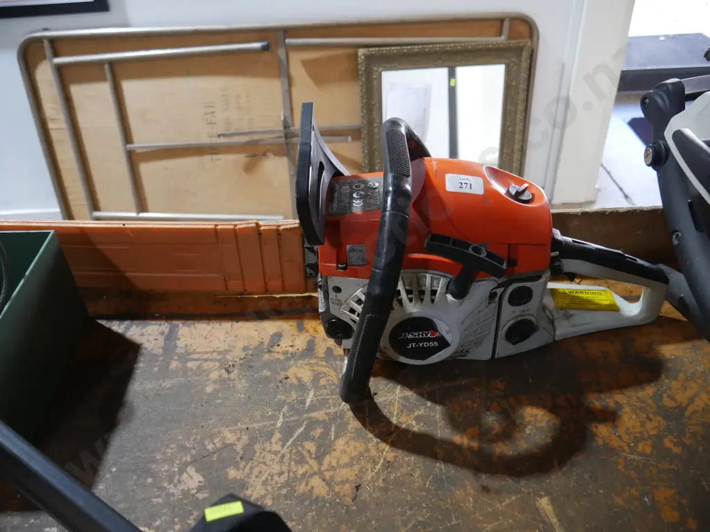 Chainsaw Image 1++