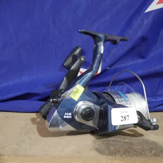 Fishing reel