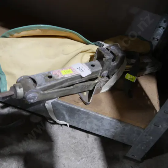 Scissor Jack