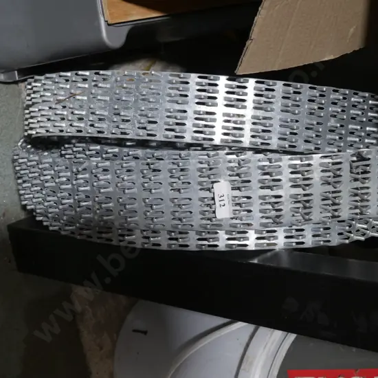 Roll of nail plate