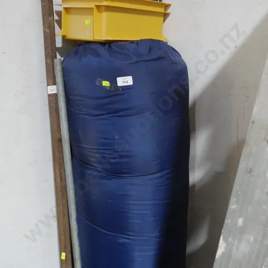 Queen inflatable camp mattress
