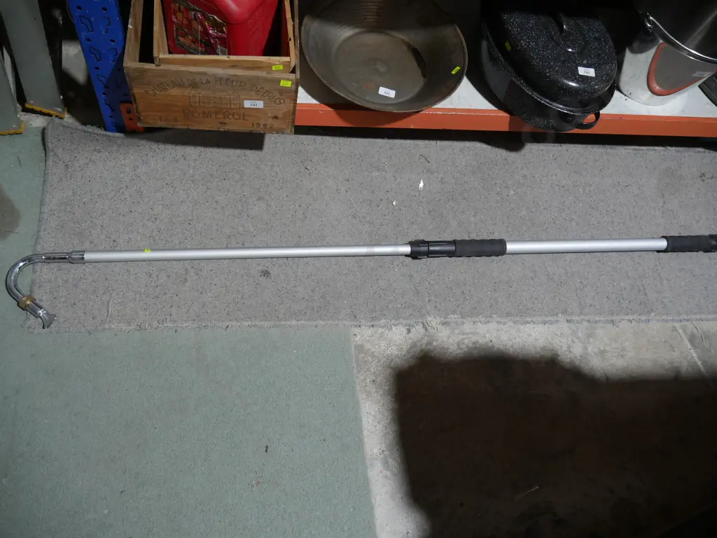 Gutter cleaner Image 1++