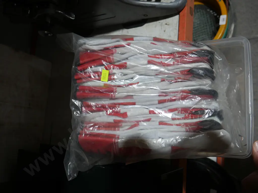 New pairs of gloves Image 1++