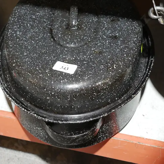 Roasting pan