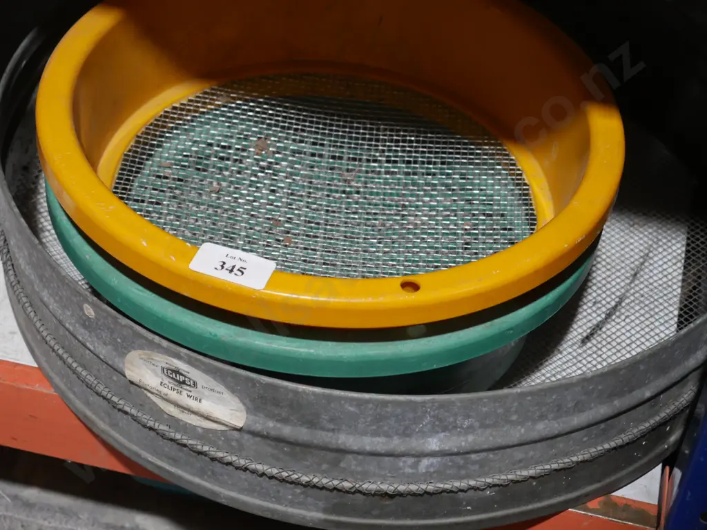 Soil sieves Image 1++