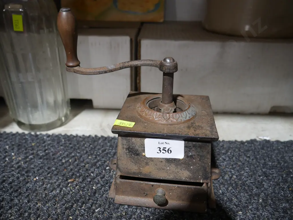 Coffee grinder Image 1++