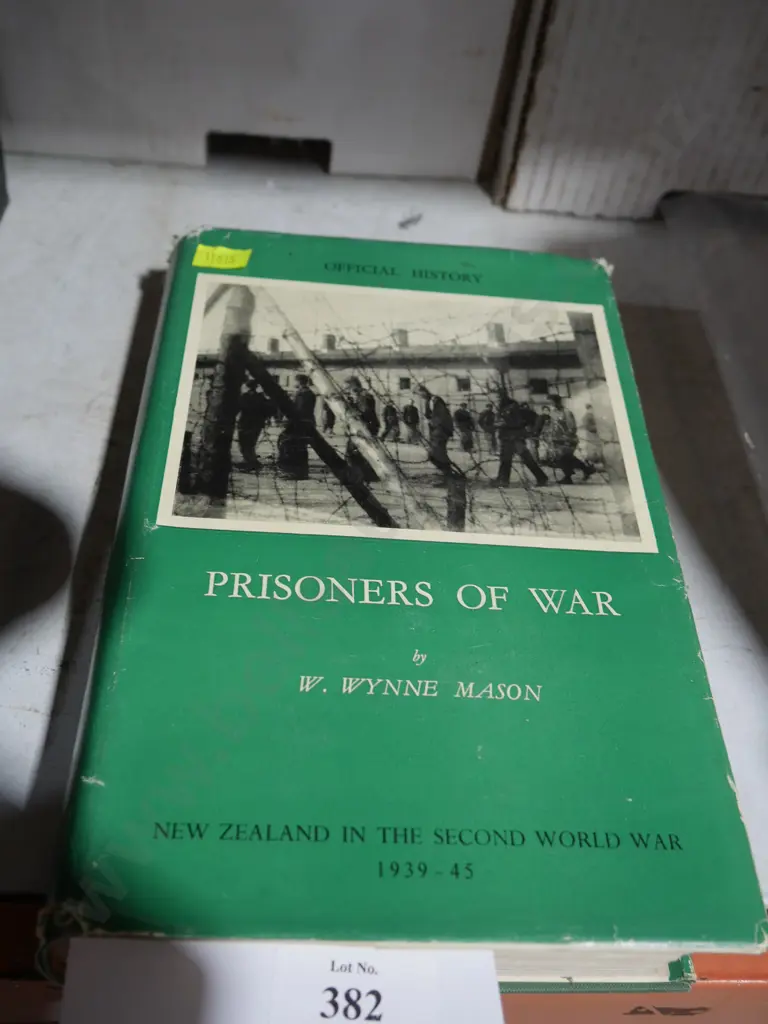 Book – Pioneers of War Image 1++
