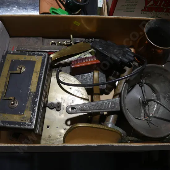 Cash box, tins etc