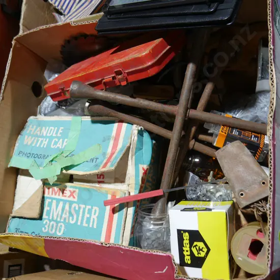 Garage sundries