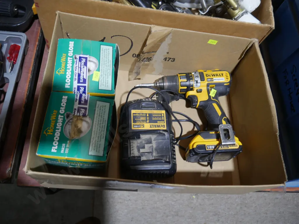 Dewalt battery drill flood lights Image 1++