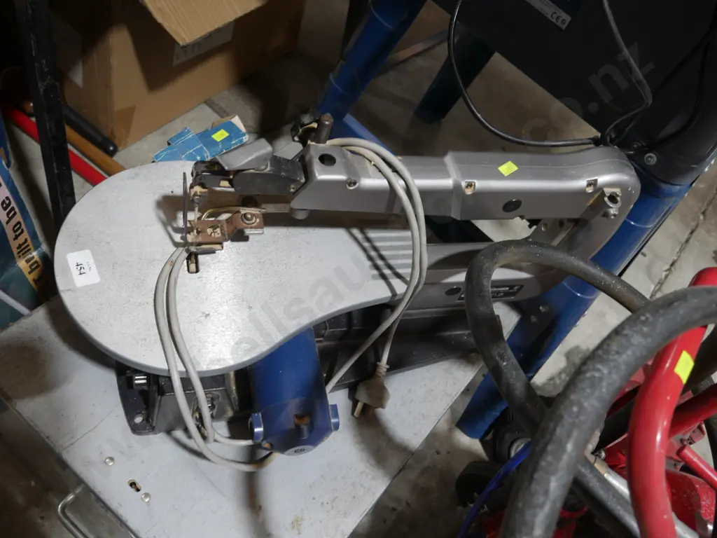 Scroll saw Image 1++