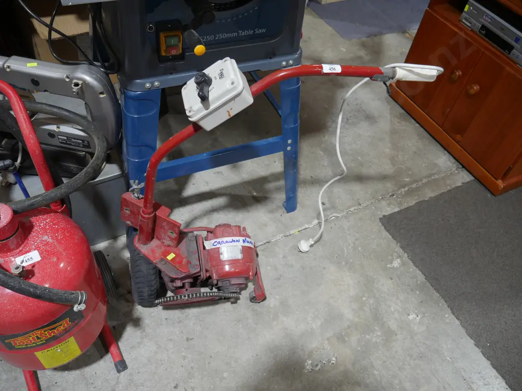 Electric caravan mover Image 1++