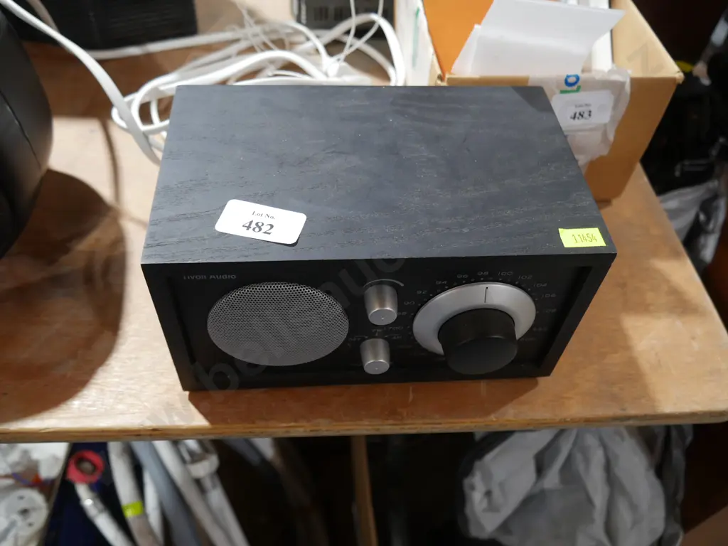 Tivoli radio us plug Image 1++