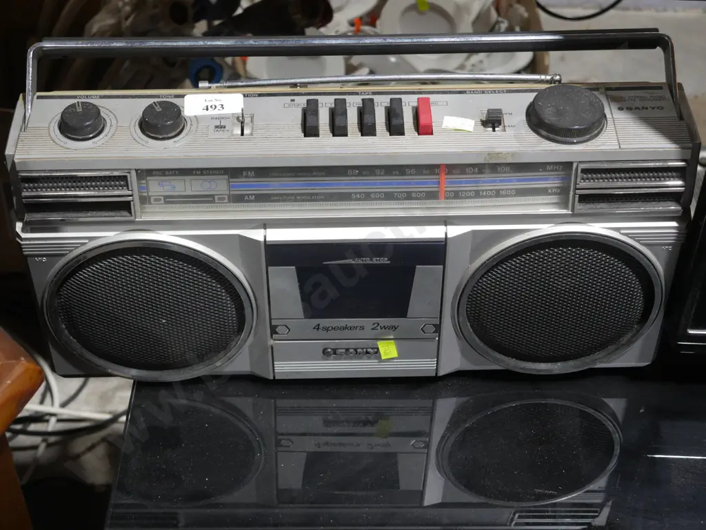 Sanyo radio tapeplayer Image 1++