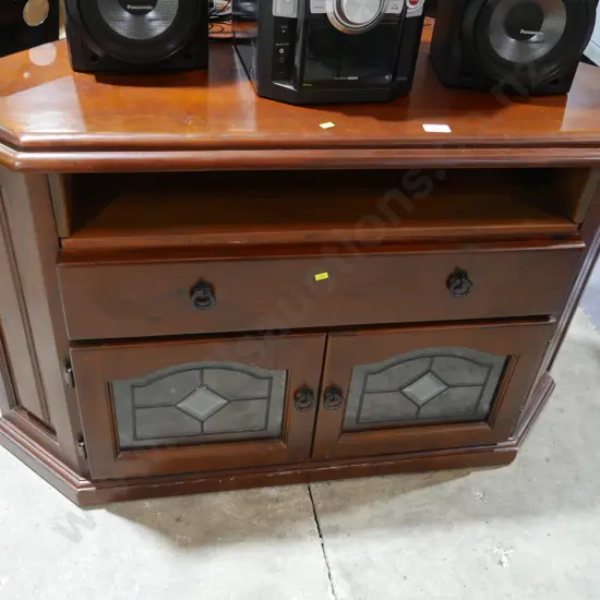 TV cabinet