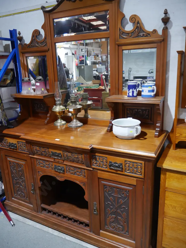 Wall unit Image 1++