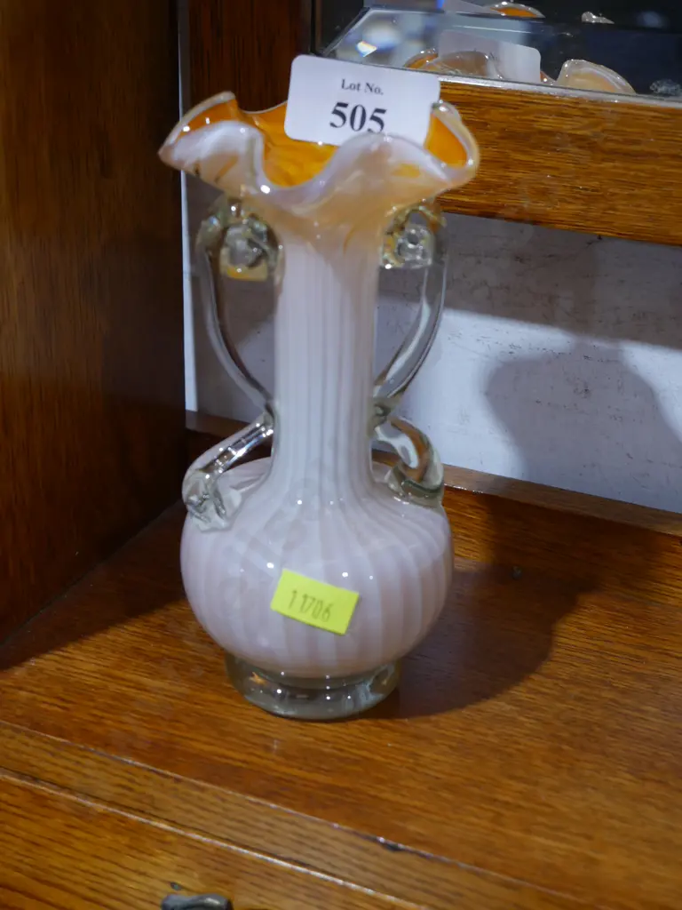 Art glass vase Image 1++