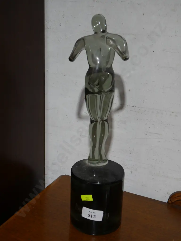 Glass figurine ornament Image 1++